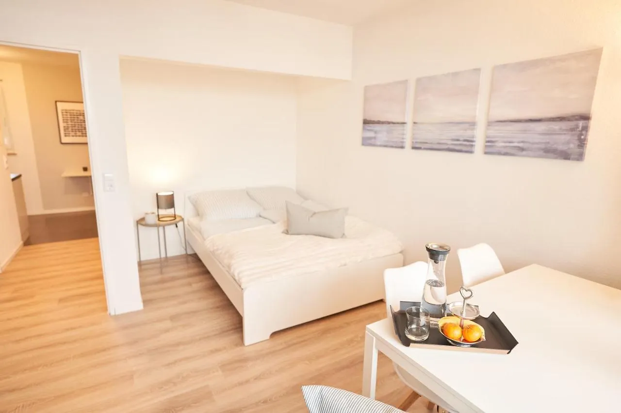Gemuetliches Und Helles Studio Apartment Mit Balkon, Badewanne, Wlan, Parkplatz Bremen
